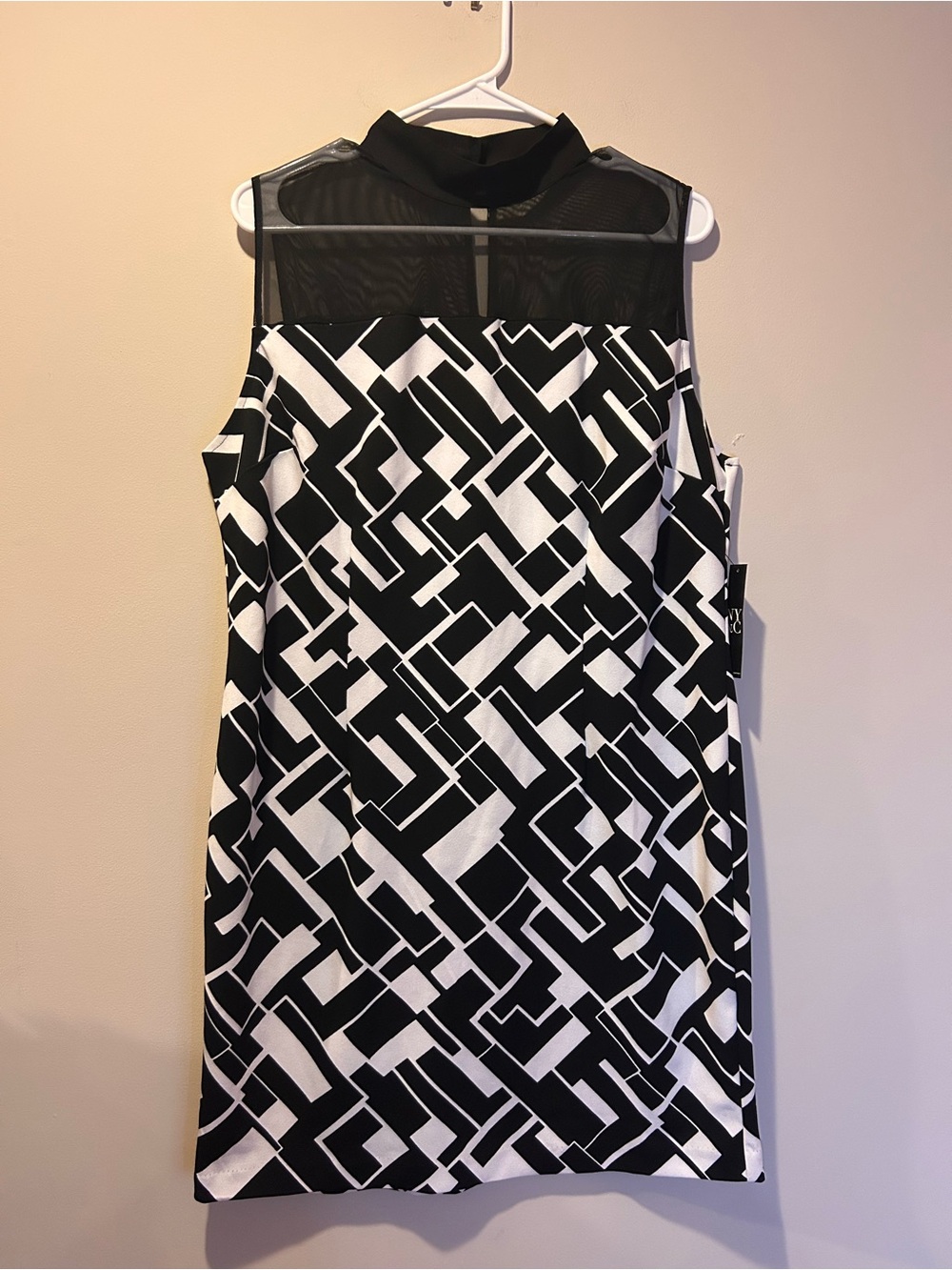 NWT NY&Co Black & White Graphic Print Dress Mesh Sheath XL Cocktail Sleeveless